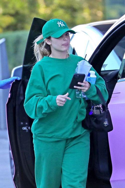 Addison Rae is Arriving at Dogpound Gym in Los Angeles 03/24/2021