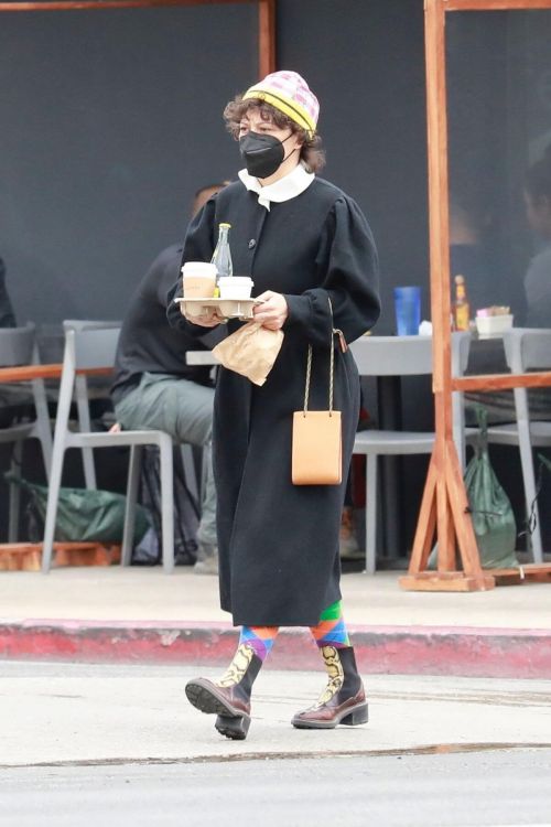 Alia Shawkat Out and About for Coffee in Los Feliz 03/20/2021 2