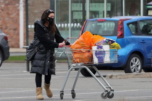 Alison King Day Out for Shopping for Groceries in Wilmslow 03/22/2021 1