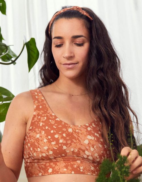 Aly Raisman Photoshoot for Aerie Offline Activewear Collection 2021 5