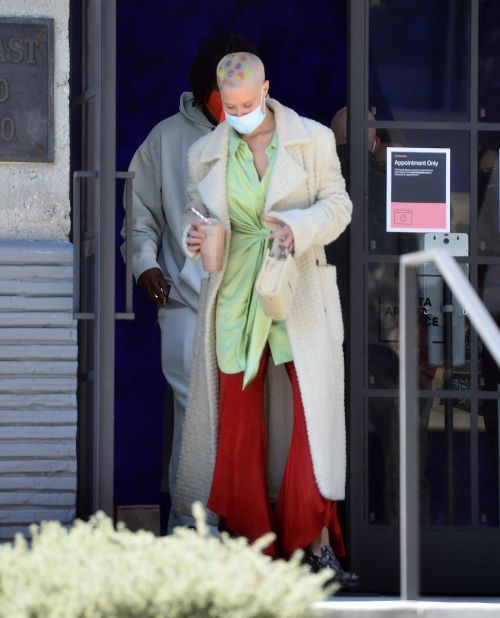 Amber Rose Enjoys Coffee and Leaves UTA Artist Space in Beverly Hills 03/14/2021 1