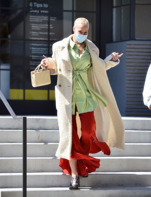Amber Rose Enjoys Coffee and Leaves UTA Artist Space in Beverly Hills 03/14/2021 2