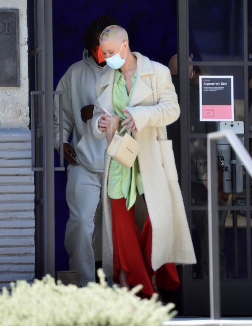 Amber Rose Enjoys Coffee and Leaves UTA Artist Space in Beverly Hills 03/14/2021 4