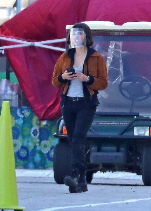 Ana de Armas Spotted on the Set of The Gray Man in Los Angeles 03/24/2021 5