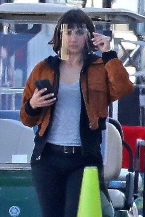 Ana de Armas Spotted on the Set of The Gray Man in Los Angeles 03/24/2021 3
