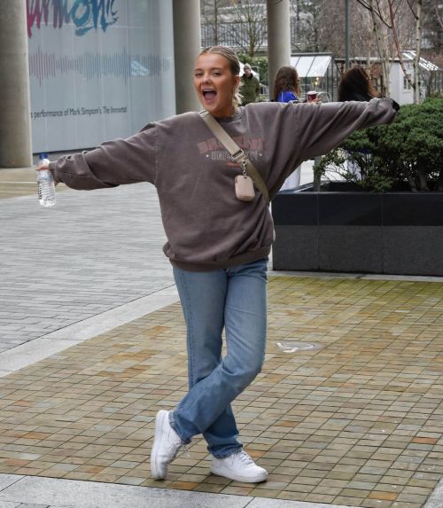 Anna Maynard Cool Look in Sweatshirt and Blue Denim as She Leaves Saturday Mash Up in Salford 03/13/2021 1