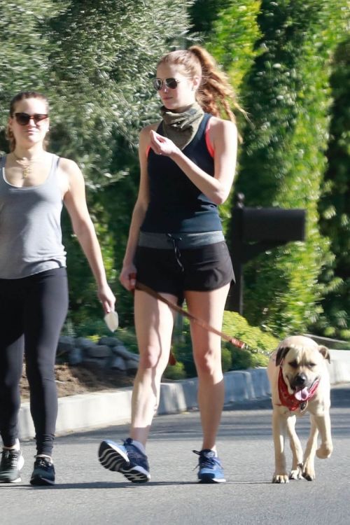 Anna Osceola Steps Out Hiking in Los Feliz 03/22/2021 6