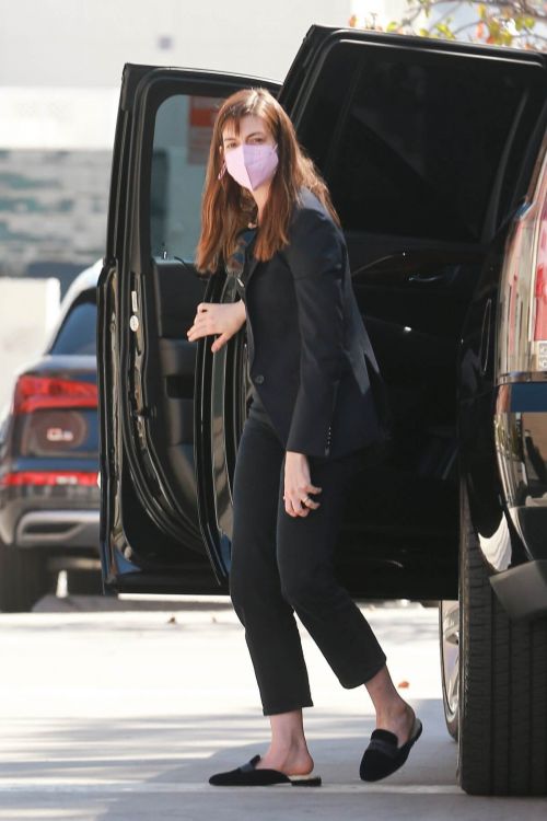 Anne Hathaway Steps Out from Car and Arrives at a Meeting in Los Angeles 02/24/2021 4