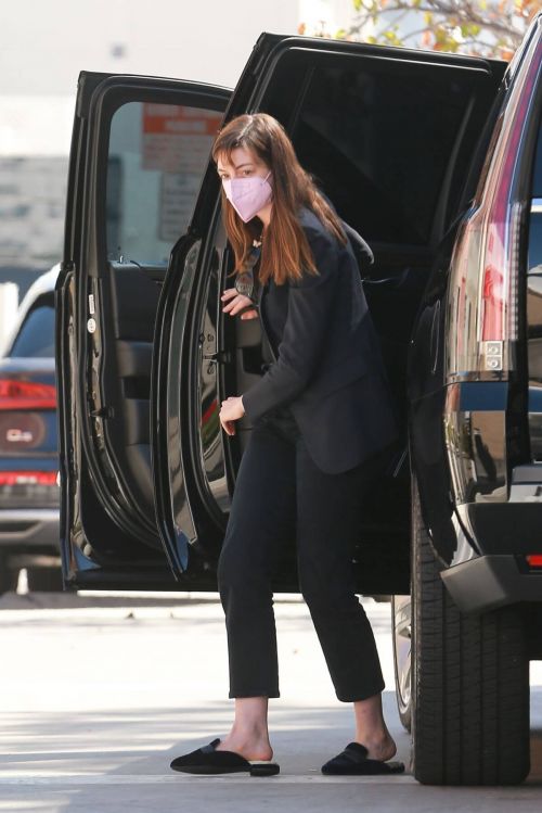 Anne Hathaway Steps Out from Car and Arrives at a Meeting in Los Angeles 02/24/2021 5