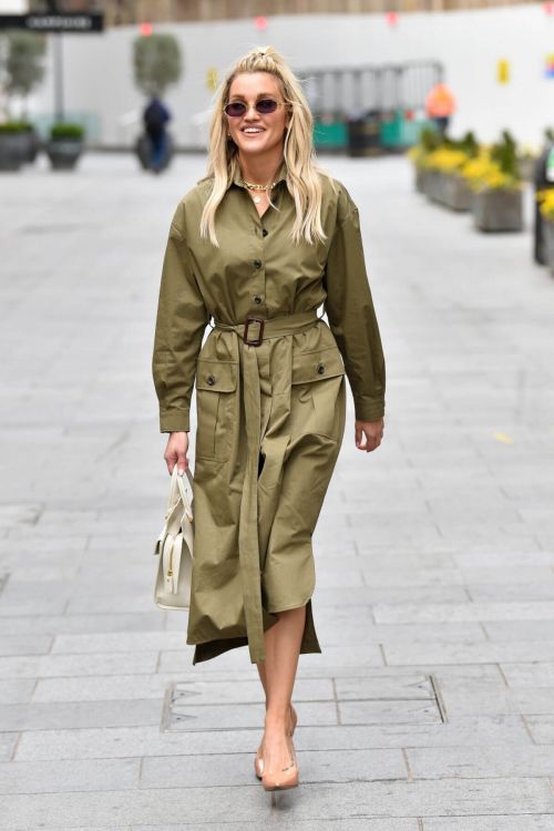 Ashley Roberts Spotted While Leaving Global Studios in London 03/25/2021 3