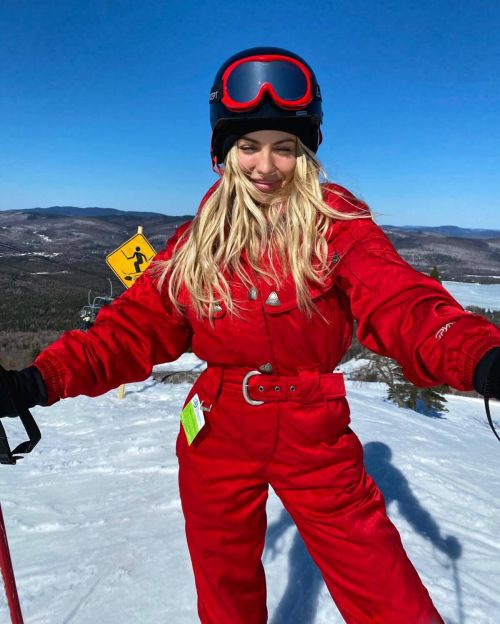 Beatrice Bouchard Shared Photos On Instagram 03/21/2021 2