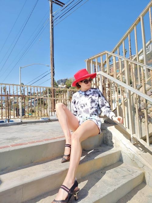 Blanca Blanco in a Tie-Dye Ensemble Out a Beach in Santa Monica 03/14/2021 1