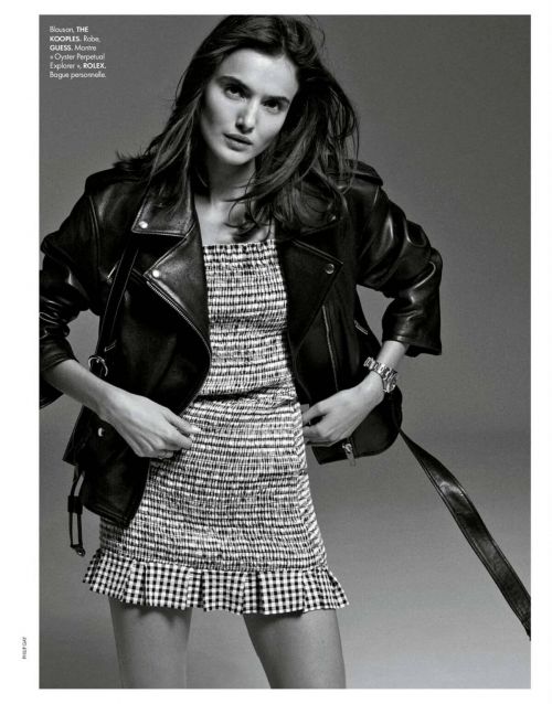 Blanca Padilla On The Cover Page Of Elle Magazine, France March 2021 5