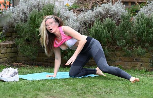 Caprice Bourret is Doing Yoga at a Park in London 03/23/2021 6