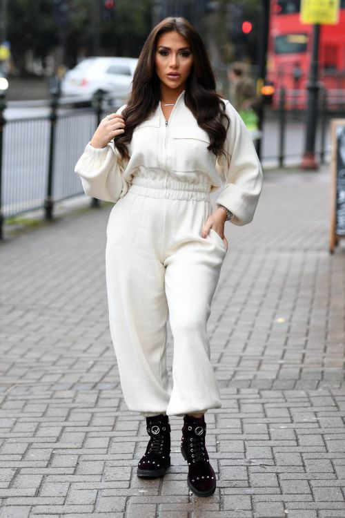 Chloe Brockett Seen on the Set of The Only Way is Essex 03/21/2021 4