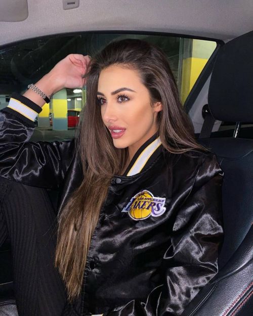 Chloe Veitch Shared Instagram Photos 03/23/2021 2
