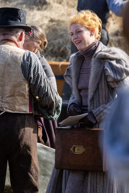 Claire Danes Seen on the Set of The Essex Serpent in London 03/25/2021 5