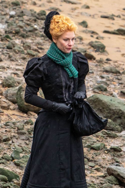 Claire Danes Wears Gown on the Set of The Essex Serpent in London 02/22/2021 4