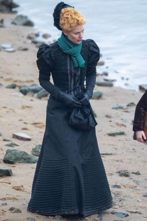 Claire Danes Wears Gown on the Set of The Essex Serpent in London 02/22/2021 8