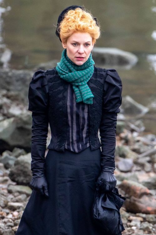 Claire Danes Wears Gown on the Set of The Essex Serpent in London 02/22/2021 9