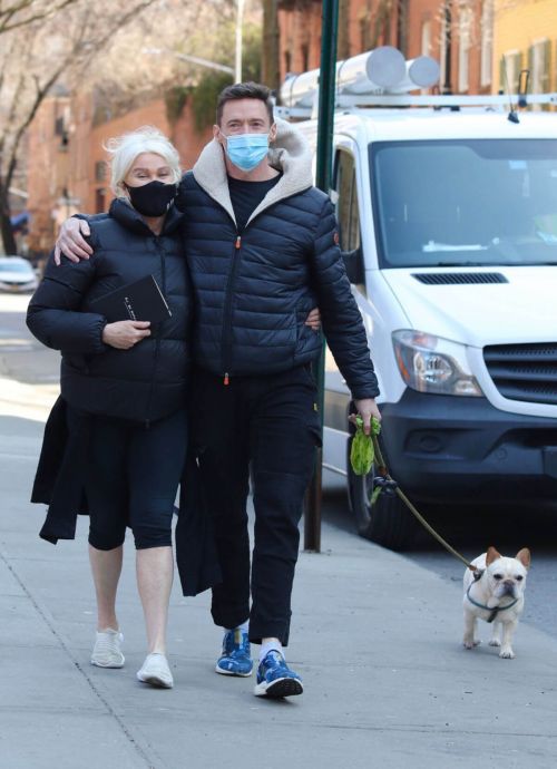 Deborra-Lee Furness with her husband Hugh Jackman Out in New York 03/10/2021 1