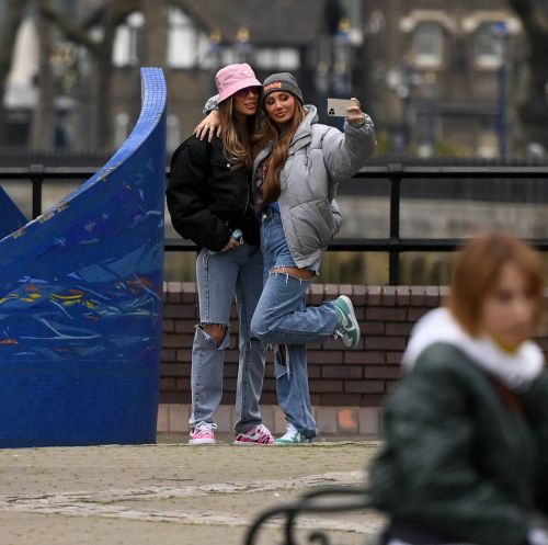 Demi Sims and Francesca Farago Day Out in London 03/24/2021 7
