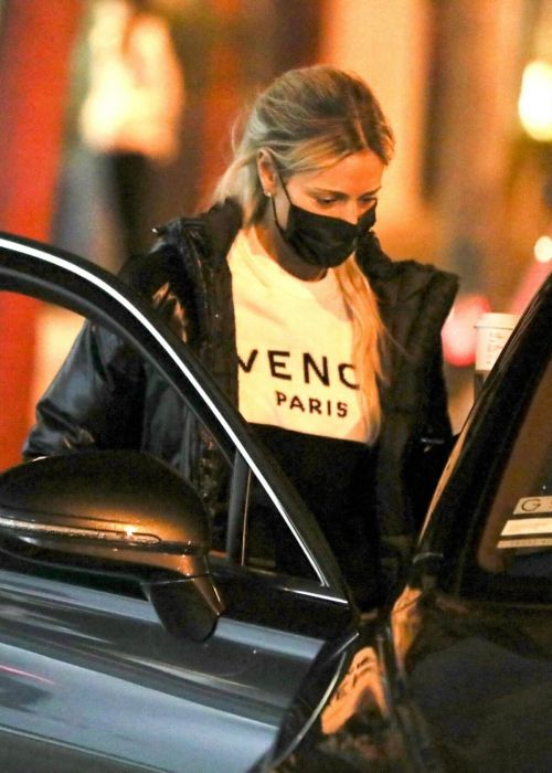 Dorit Kemsley Day Out for Shopping at Couture Kids in West Hollywood 03/11/2021 1