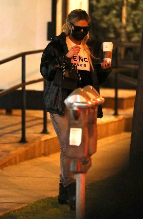 Dorit Kemsley Day Out for Shopping at Couture Kids in West Hollywood 03/11/2021 3