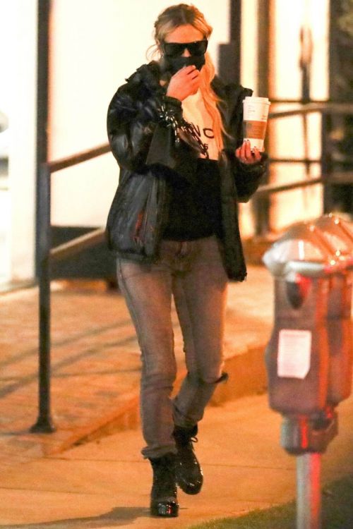 Dorit Kemsley Day Out for Shopping at Couture Kids in West Hollywood 03/11/2021 4