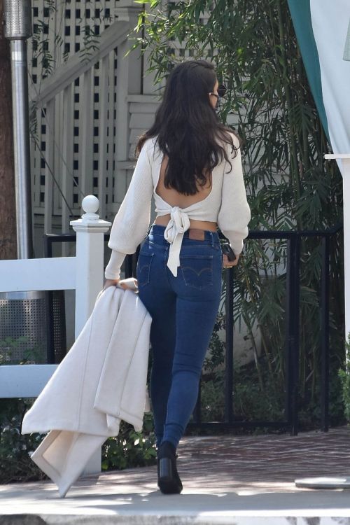 Eiza Gonzalez in Backless Cream Top Spotted at San Vicente Bungalows in West Hollywood 03/13/2021 4