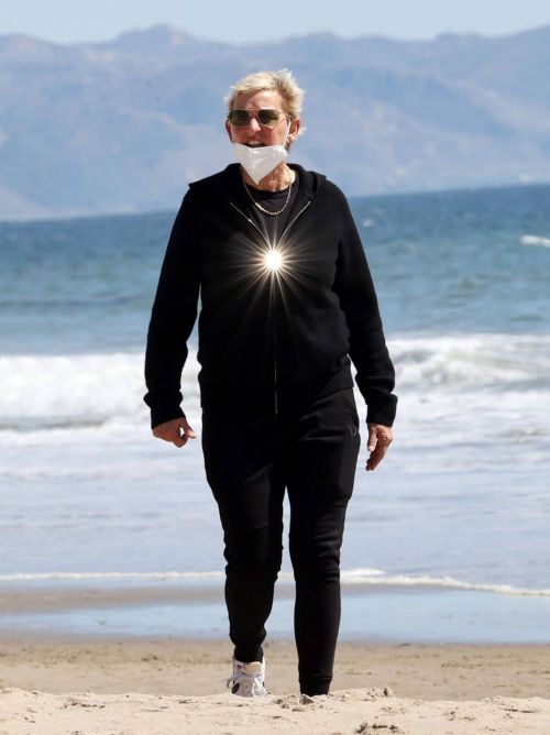 Ellen DeGeneres Enjoys at a Beach in Santa Barbara 03/21/2021 3