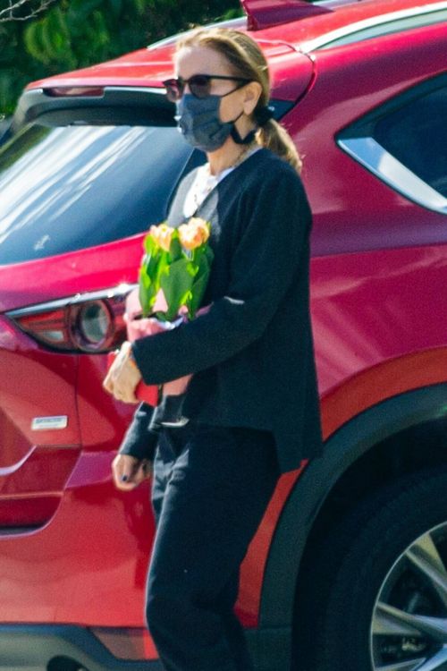 Felicity Huffman Arrived at a Friend