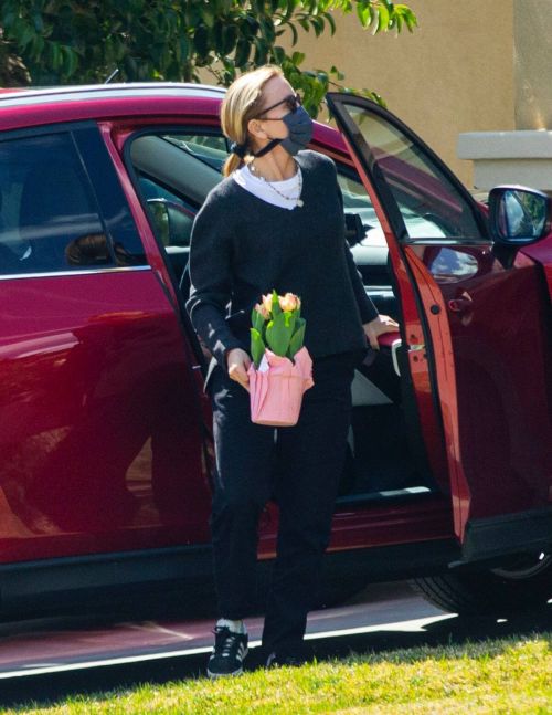 Felicity Huffman Arrived at a Friend
