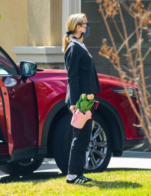 Felicity Huffman Arrived at a Friend