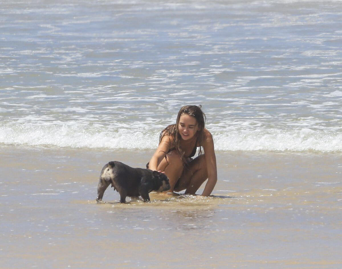 Gabrielle Brooks in Bikini Enjoys at a Beach in Byron Bay 02/24/2021