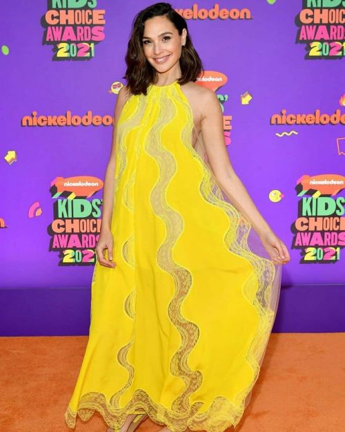 Gal Gadot attends Nickelodeon