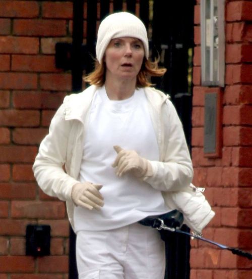 Geri Halliwell Steps Out for Jogging in London 03/10/2021 2