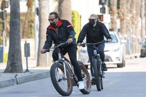 Heather Milligan and Arnold Schwarzenegger Day Out Riding Bikes in Santa Monica 03/13/2021 2