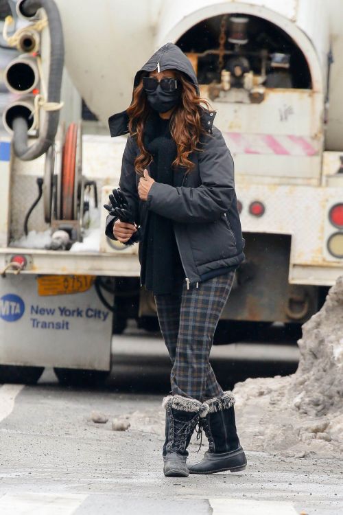 Iman In Black Hoodie Out and About in New York 02/23/2021 3