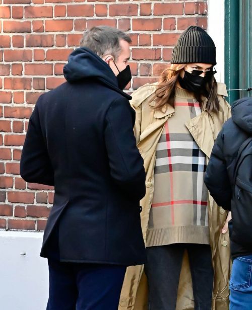 Irina Shayk and Bradley Cooper Day Out in New York 03/19/2021 8