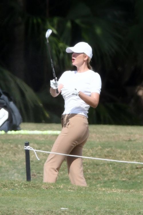 Ivanka Trump Enjoys Playing Golf in Miami 03/14/2021 2