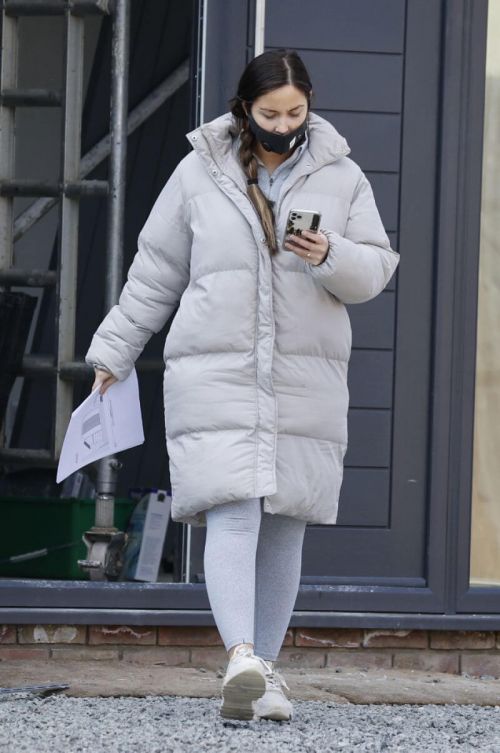 Jacqueline Jossa is Seen Leaving Her home in Essex 03/22/2021
