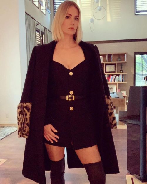January Jones Shared Instagram Photos 03/21/2021
