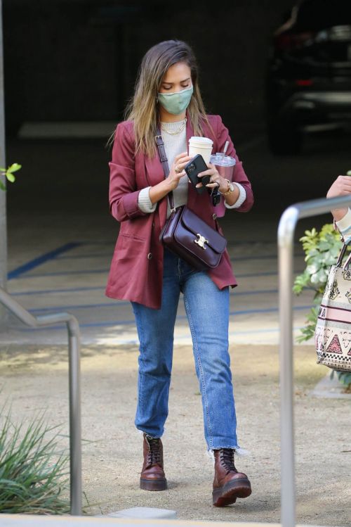 Jessica Alba is Arriving at a Business Meeting in Santa Monica 03/23/2021 5