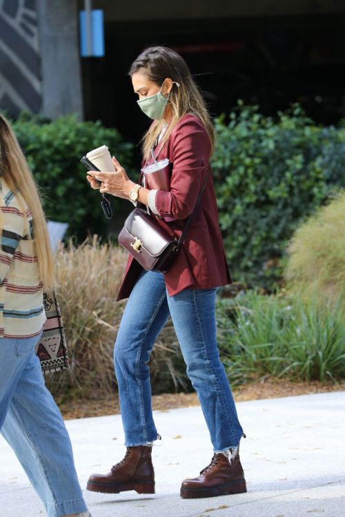 Jessica Alba is Arriving at a Business Meeting in Santa Monica 03/23/2021 6