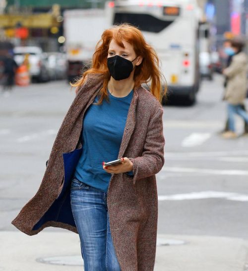 Jessica Chastain Day Out on Her Birthday in New York 03/24/2021 5
