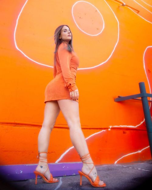 Joanna Noelle Levesque in Orange Bodycon Dress at a Photoshoot, February 2021 2