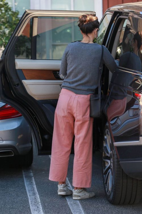 Jordana Brewster Out and About at Brentwood Country Mart 02/23/2021 1