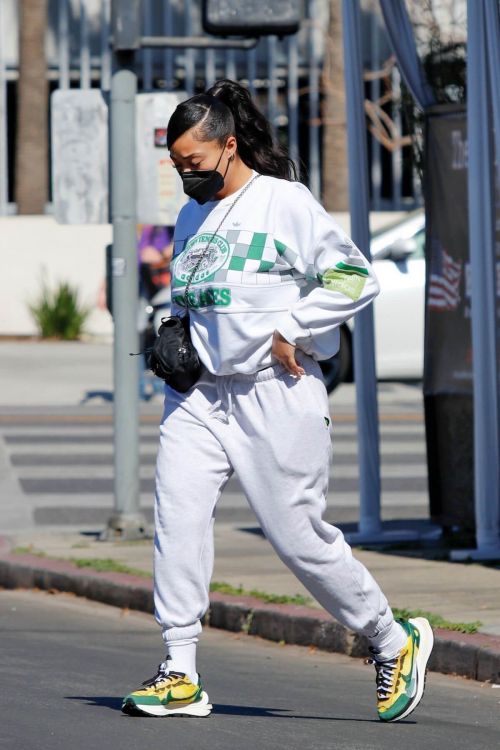 Jordyn Woods in White Comfy Outfit Out in Los Angeles 02/24/2021 5