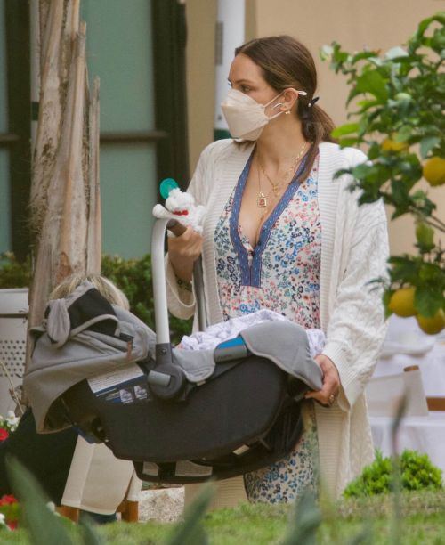 Katharine McPhee and David Foster Enjoys at a Birthday Brunch in Beverly Hills 03/25/2021 3
